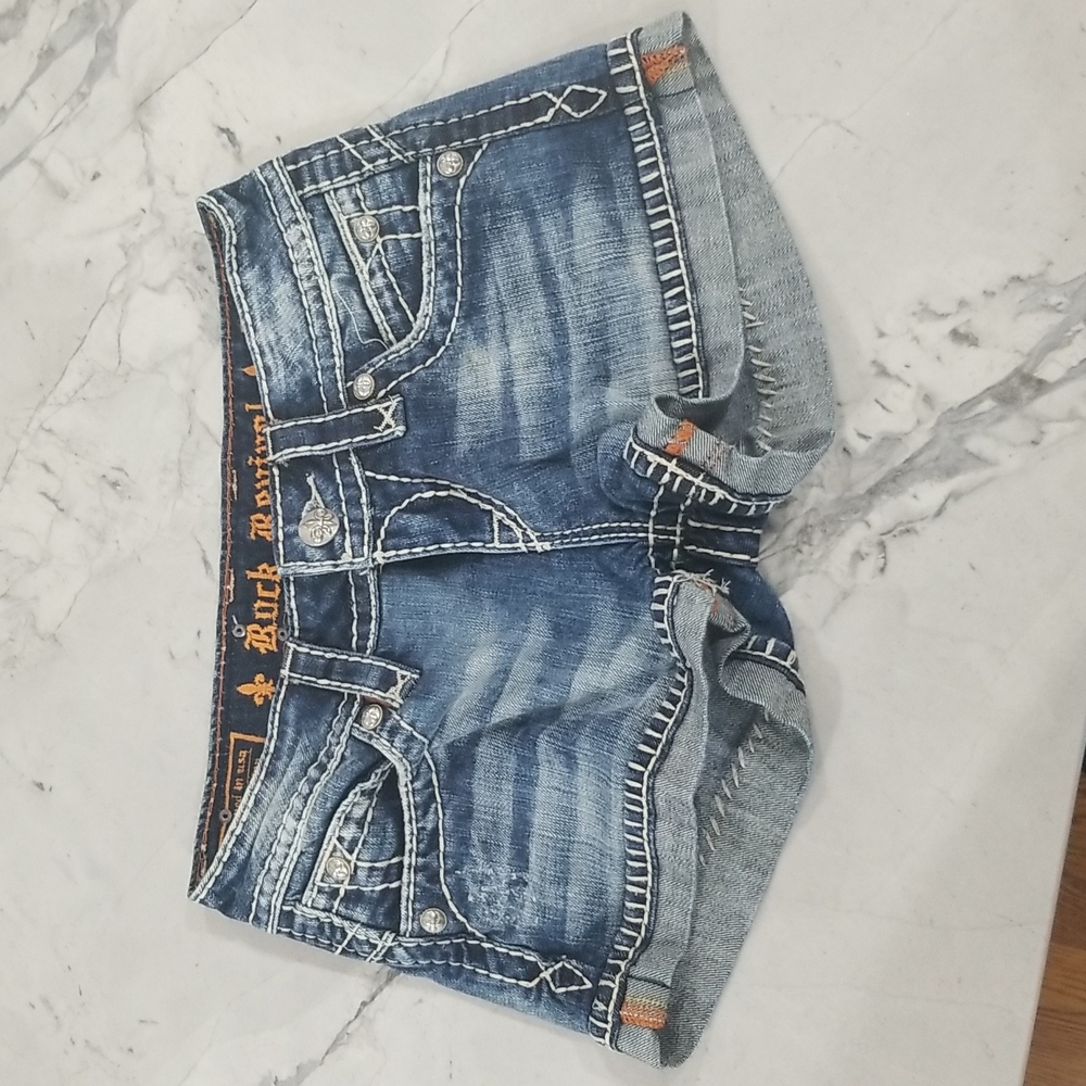 Women’s Rock Revivial denim jeans, cut offs size 26, “Amy” short